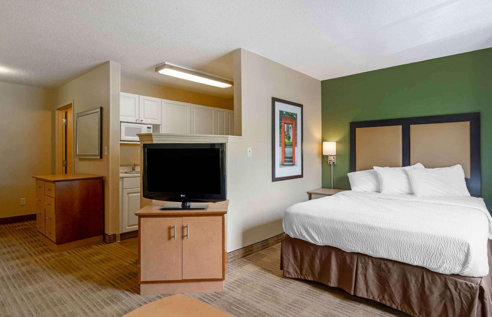 Extended Stay America Select Suites Tampa Airport Memorial Hwy Luaran gambar