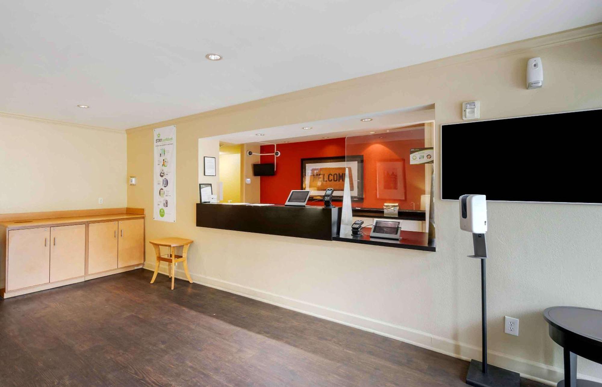 Extended Stay America Select Suites Tampa Airport Memorial Hwy Luaran gambar